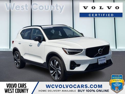 Certified 2023 Volvo XC40 B5 Ultimate w/ Protection Package Premier AWD/4WD image 1