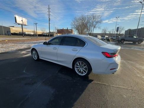 Used 2024 BMW 330i xDrive Sedan w/ Premium Package image 6