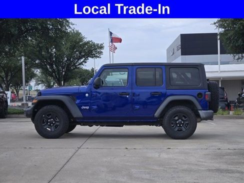 Used 2018 Jeep Wrangler Unlimited Sport AWD/4WD image 4