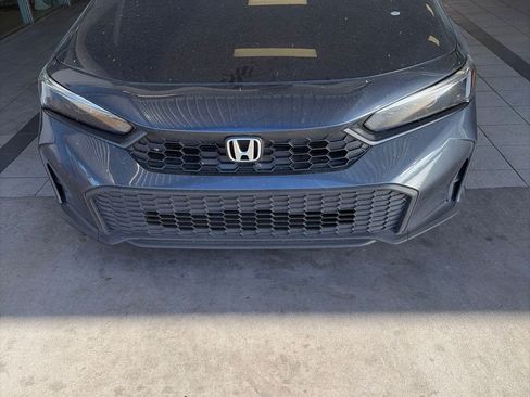 Used 2025 Honda Civic Sport image 2