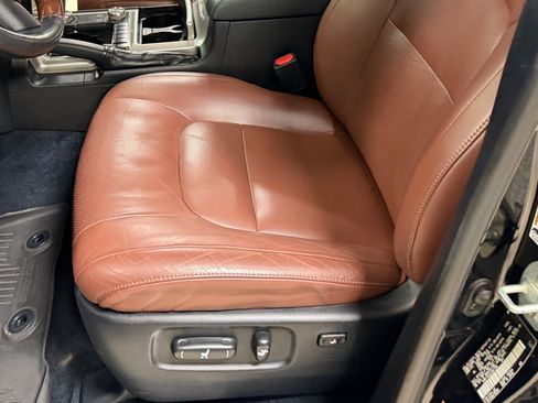 Used 2018 Toyota Land Cruiser w/ Carpet Mat Package AWD/4WD image 26