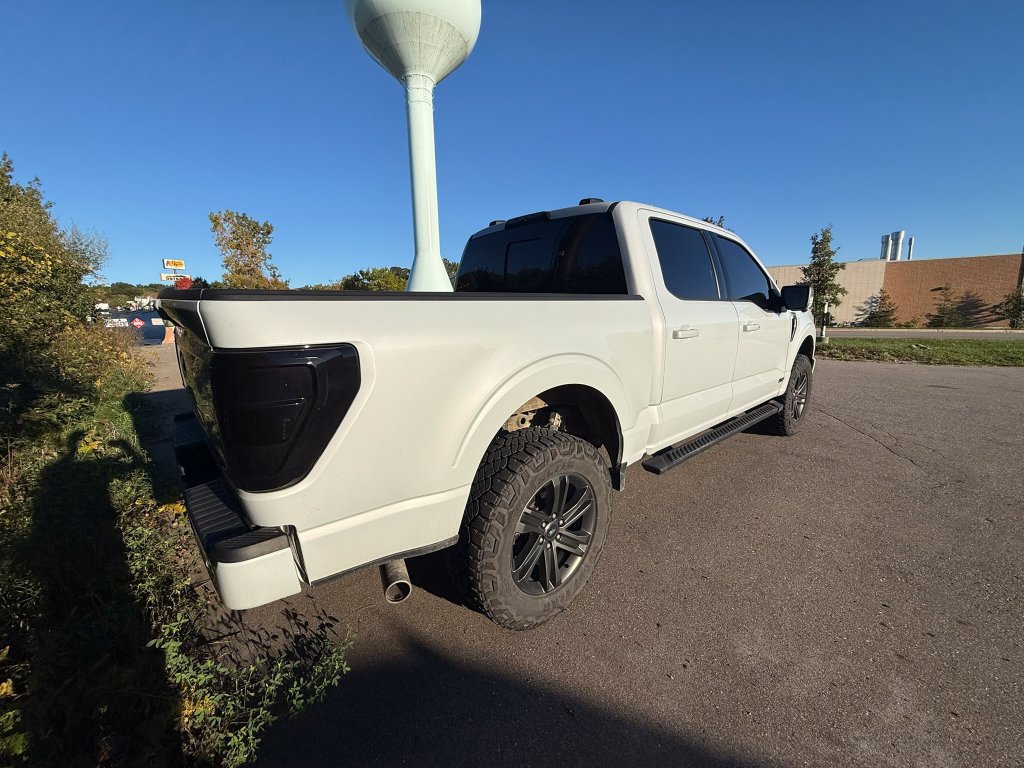 Used 2022 Ford F150 XLT w/ Equipment Group 302A High AWD/4WD image 6