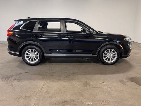 Used 2025 Honda CR-V EX image 2