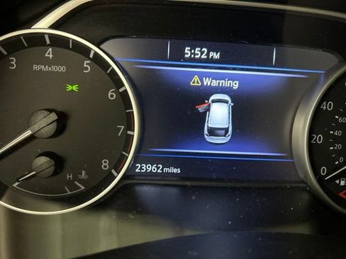 Used 2024 Nissan Murano SV w/ SV Midnight Edition Package AWD/4WD image 27
