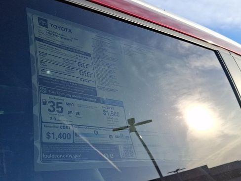 New 2026 Toyota Highlander XLE image 21