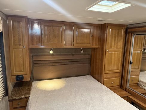 Used 2017 Ford E-450 and Econoline 450 Super Duty w/ Motorhome Prep Package RWD image 66