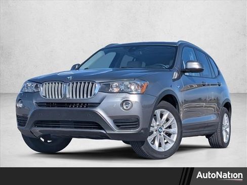 Used 2017 BMW X3 sDrive28i image 1