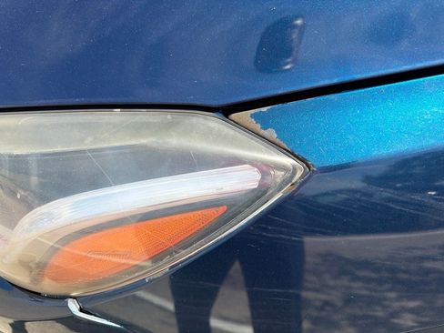 Used 2019 Chevrolet Trax LT w/ LT Convenience Package FWD image 6