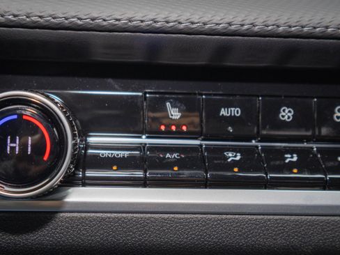 New 2026 Chevrolet Equinox LT w/ Convenience Package II image 17