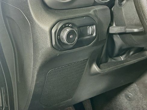 Used 2023 Jeep Wrangler Sport AWD/4WD image 10
