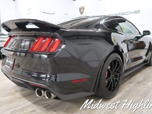 Used 2019 Ford Mustang Shelby GT350 w/ Technology Package RWD image 21