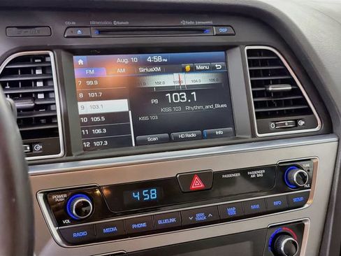 Used 2015 Hyundai Sonata Sport w/ Option Group 04 FWD image 14