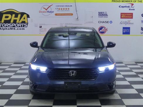 Used 2024 Honda Accord EX image 2