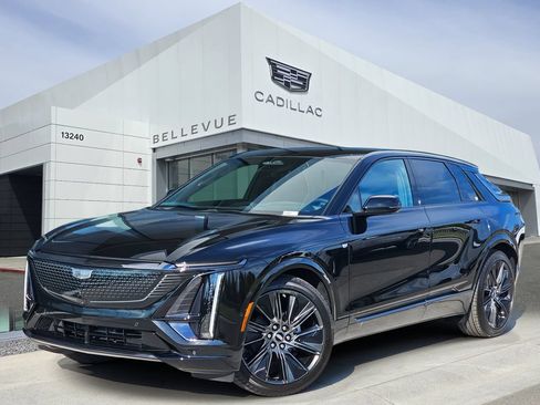 New 2027 Cadillac Lyriq Signature Sport w/ Nappa Leather Package AWD/4WD image 1