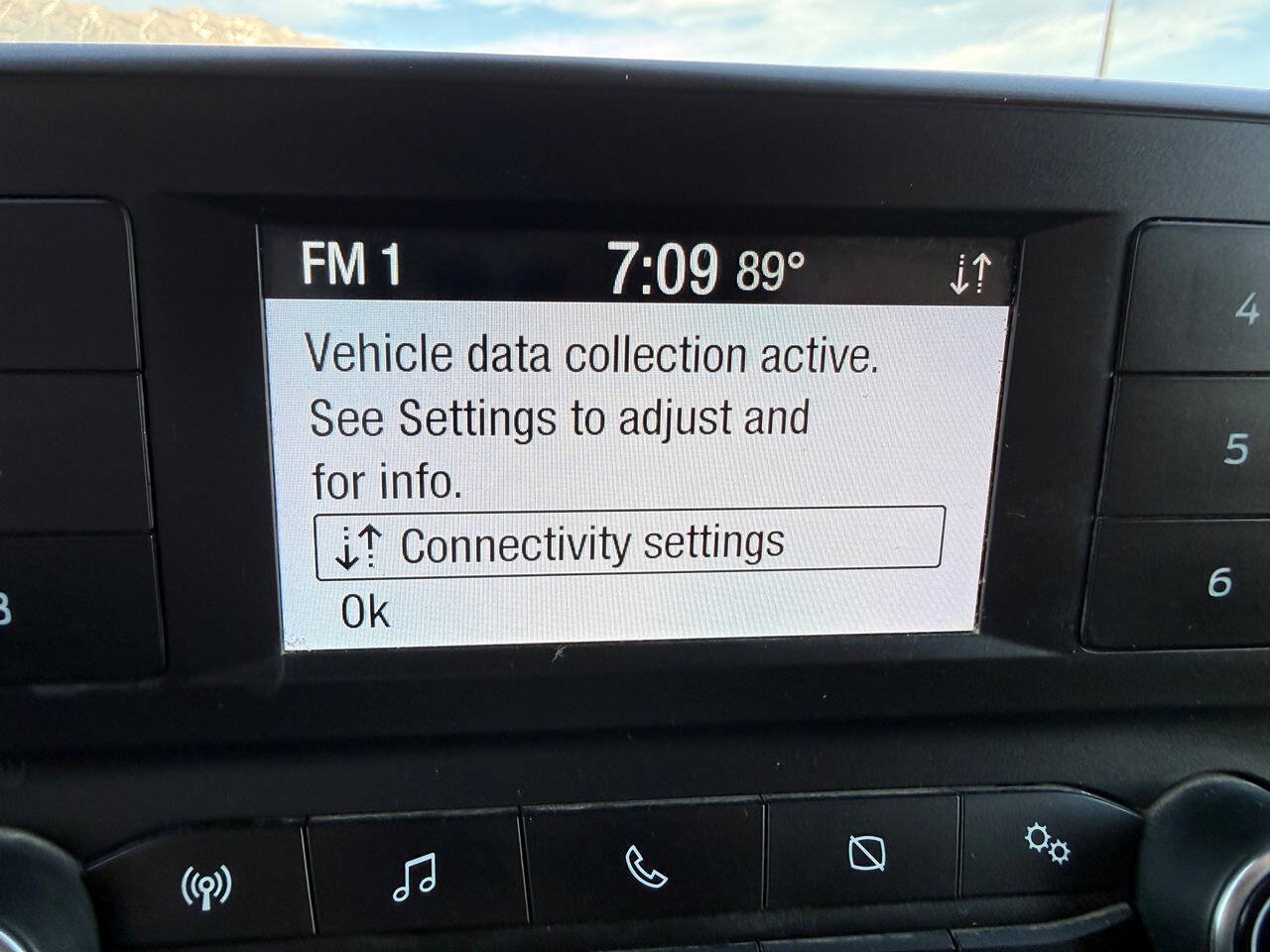 Used 2023 Ford Transit 250 Medium Roof AWD w/ Load Area Protection Package image 33