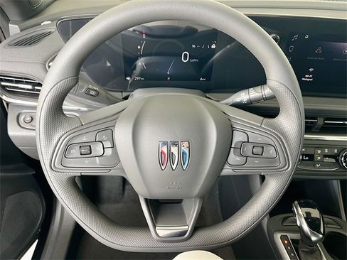 New 2026 Buick Envista Preferred image 7