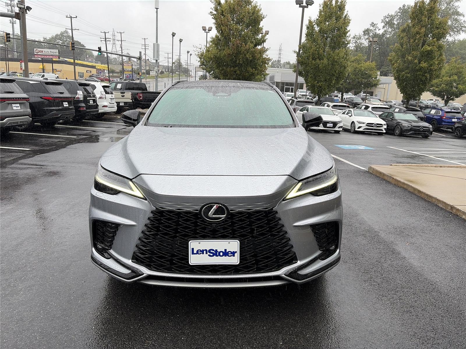 Certified 2023 Lexus RX 500h F Sport w/ Accessory Package (Z1) AWD/4WD image 8