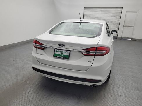 Used 2018 Ford Fusion SE FWD image 7