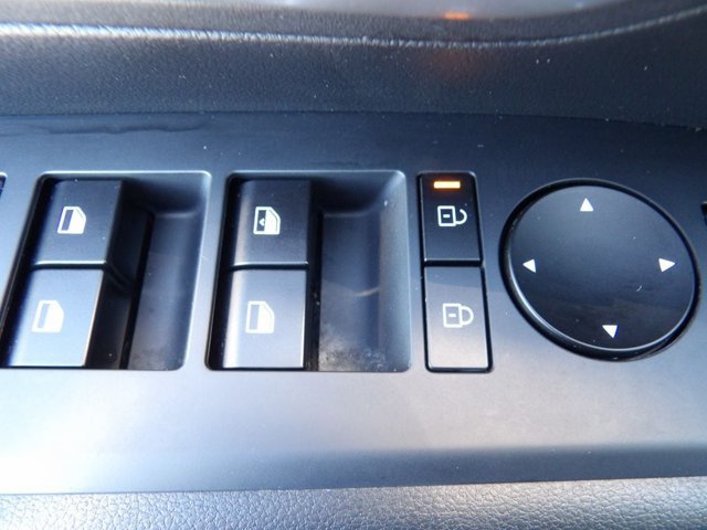 Certified 2025 Hyundai Santa Cruz SE FWD image 14