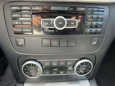Used 2014 Mercedes-Benz GLK 250 BlueTEC 4MATIC image 16