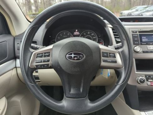 Used 2014 Subaru Outback 2.5i w/ Alloy Wheel Package AWD/4WD image 19
