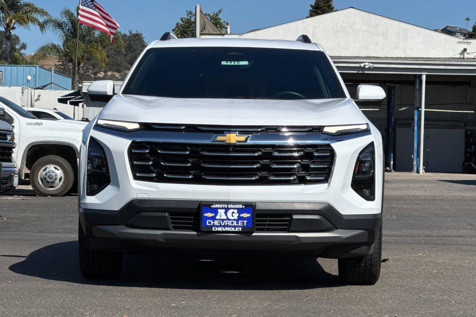 Used 2025 Chevrolet Equinox LT w/ Convenience Package II FWD image 12