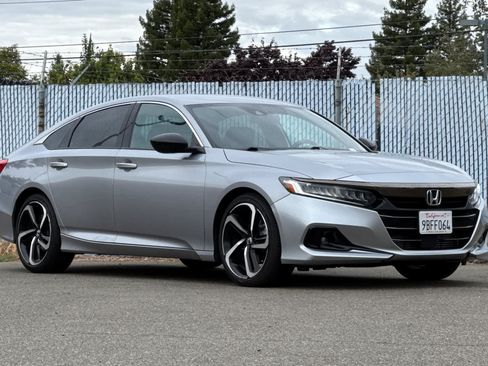 Used 2022 Honda Accord Sport image 7