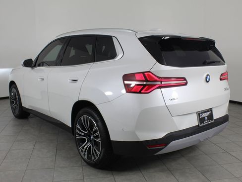 Used 2026 BMW X3 xDrive30 image 3