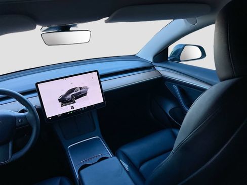 Used 2023 Tesla Model 3 Standard Range RWD image 24