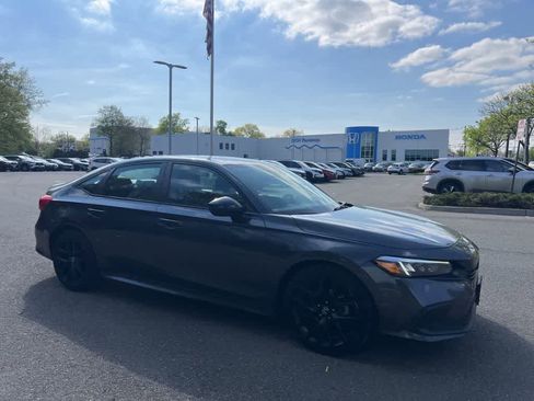 Used 2023 Honda Civic Sport image 12