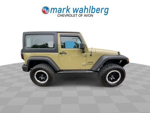 Used 2013 Jeep Wrangler Sport AWD/4WD image 9