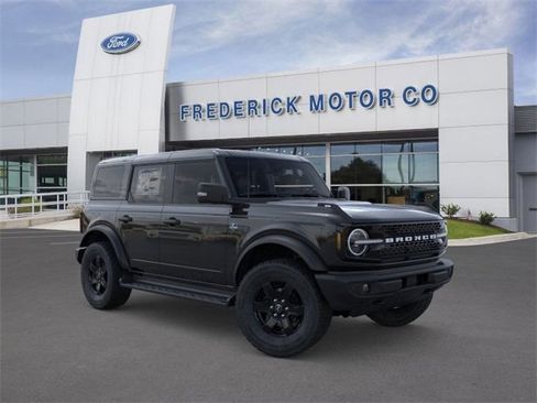 New 2025 Ford Bronco Outer Banks image 7