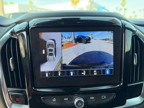 Used 2023 Chevrolet Traverse Premier w/ Redline Edition FWD image 14