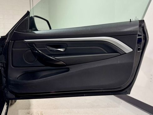 Used 2018 BMW 430i Convertible image 23