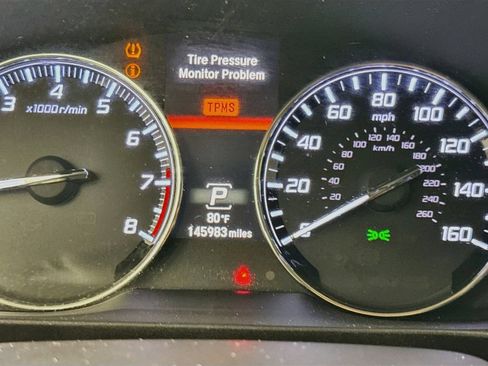 Used 2014 Acura RLX w/ Technology Package FWD image 15