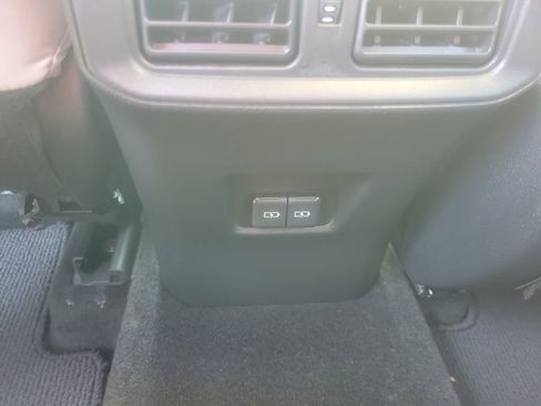 Used 2023 Toyota RAV4 XLE w/ Convenience Package image 28