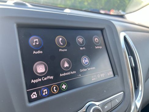 Used 2024 Chevrolet Equinox LT w/ LPO, Floor Liner Package FWD image 14