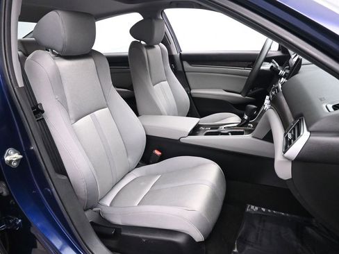 Used 2020 Honda Accord EX image 22