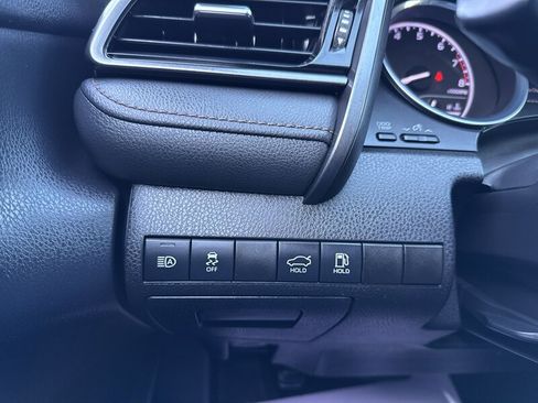 Used 2020 Toyota Camry LE w/ Carpet Mat Package image 36