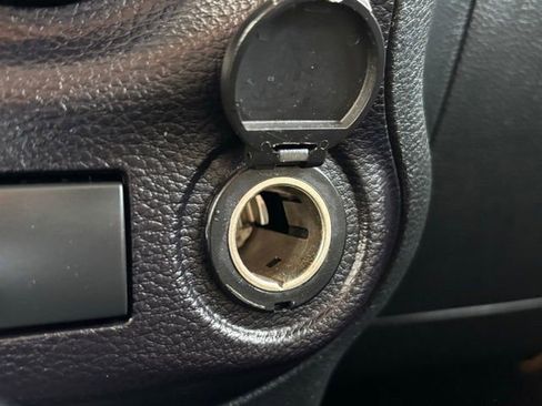 Used 2015 Jeep Wrangler Unlimited Sahara w/ Connectivity Group image 36