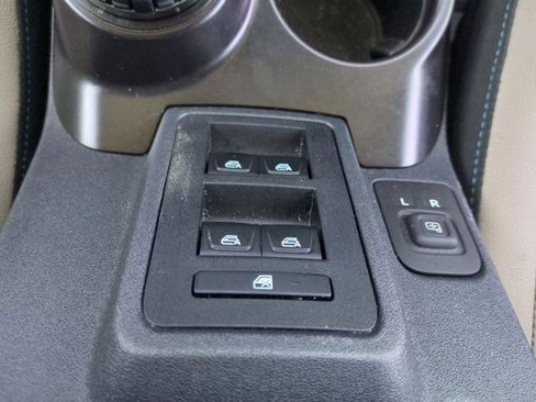 Used 2024 Ford Bronco Wildtrak image 23