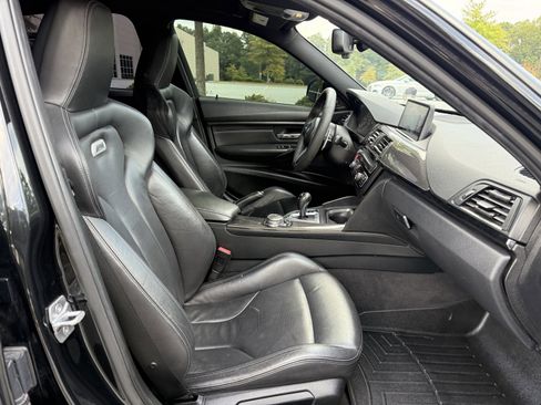 Used 2015 BMW M3 image 36