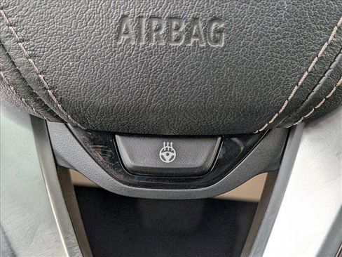 Used 2017 BMW 530i xDrive image 18