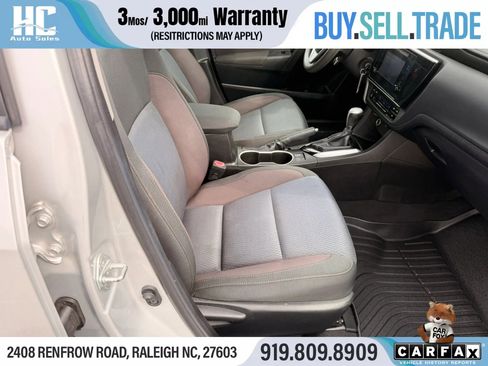 Used 2019 Toyota Corolla LE FWD image 19