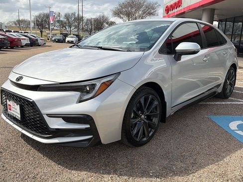 Certified 2026 Toyota Corolla SE image 7