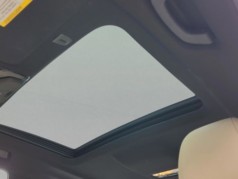 Used 2019 BMW 530i 530i w/ Luxury Package image 26