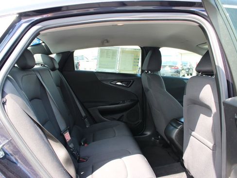 Used 2023 Chevrolet Malibu LS FWD image 27