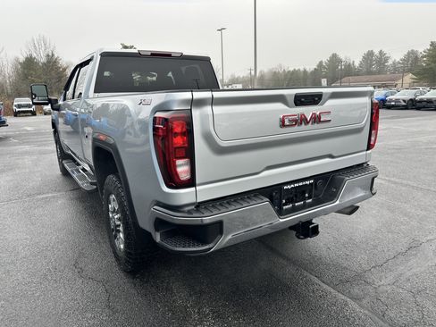 Used 2023 GMC Sierra 2500 SLE w/ SLE Value Package; image 7