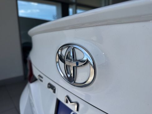 Used 2024 Toyota Camry SE FWD image 9