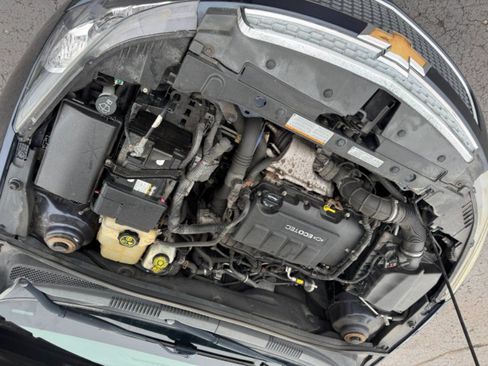 Used 2014 Chevrolet Cruze LT FWD image 21